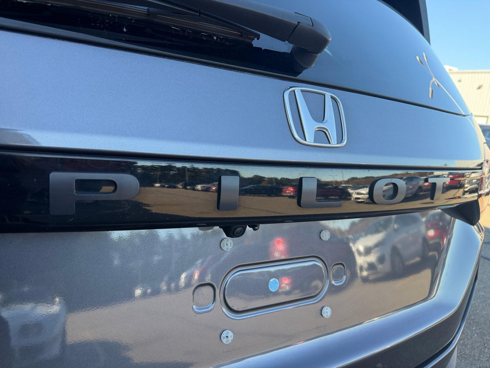 Used 2024 Gray Honda EX-L 7 Passenger image 40