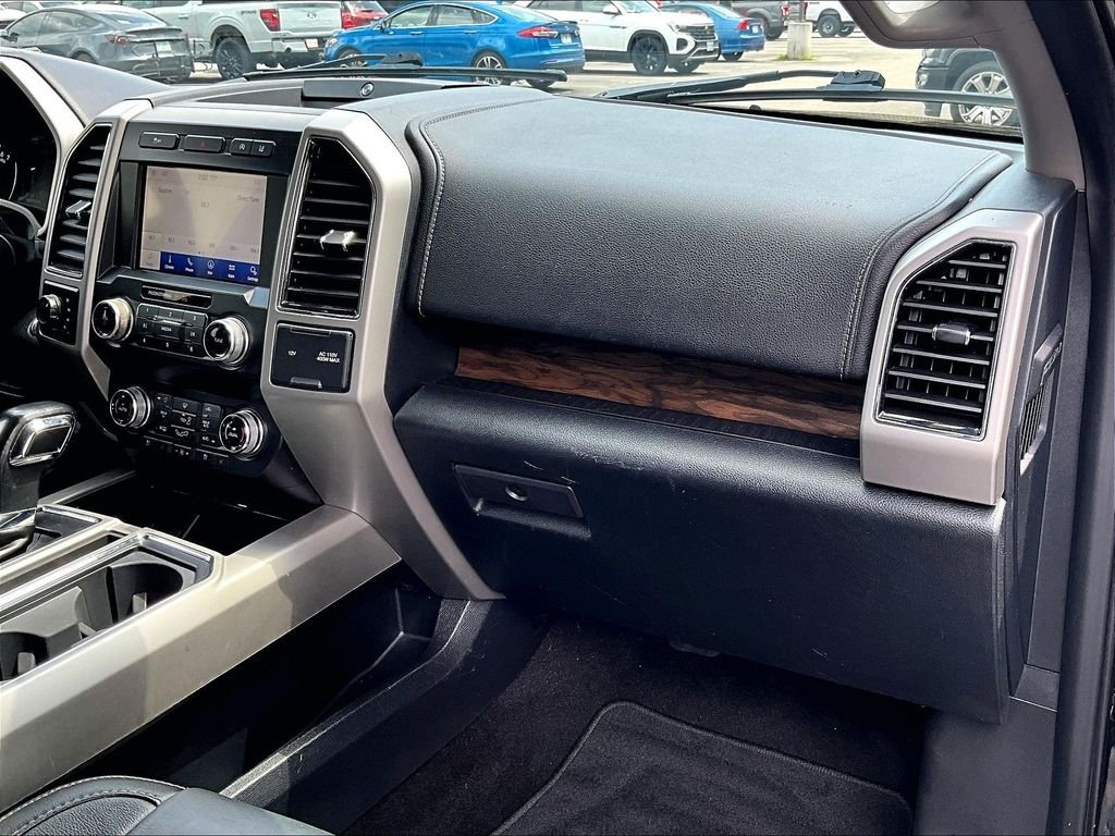 Used 2020 Black Metallic Ford Lariat image 13