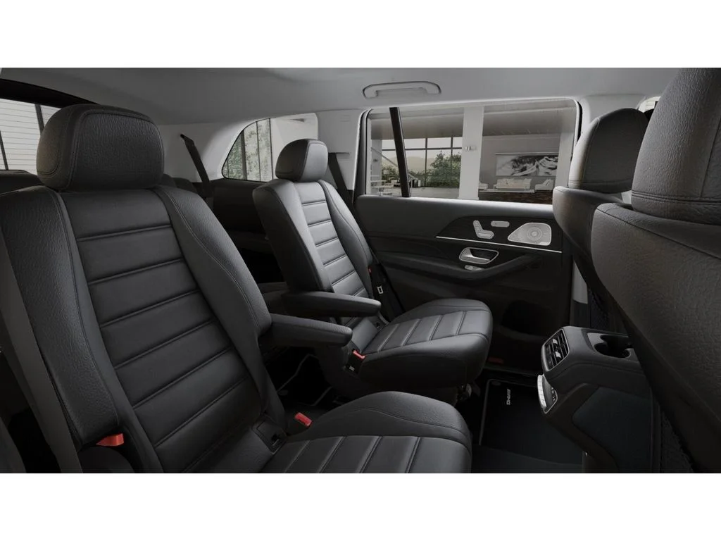 Used 2025 Black Mercedes-Benz GLS 450 image 5