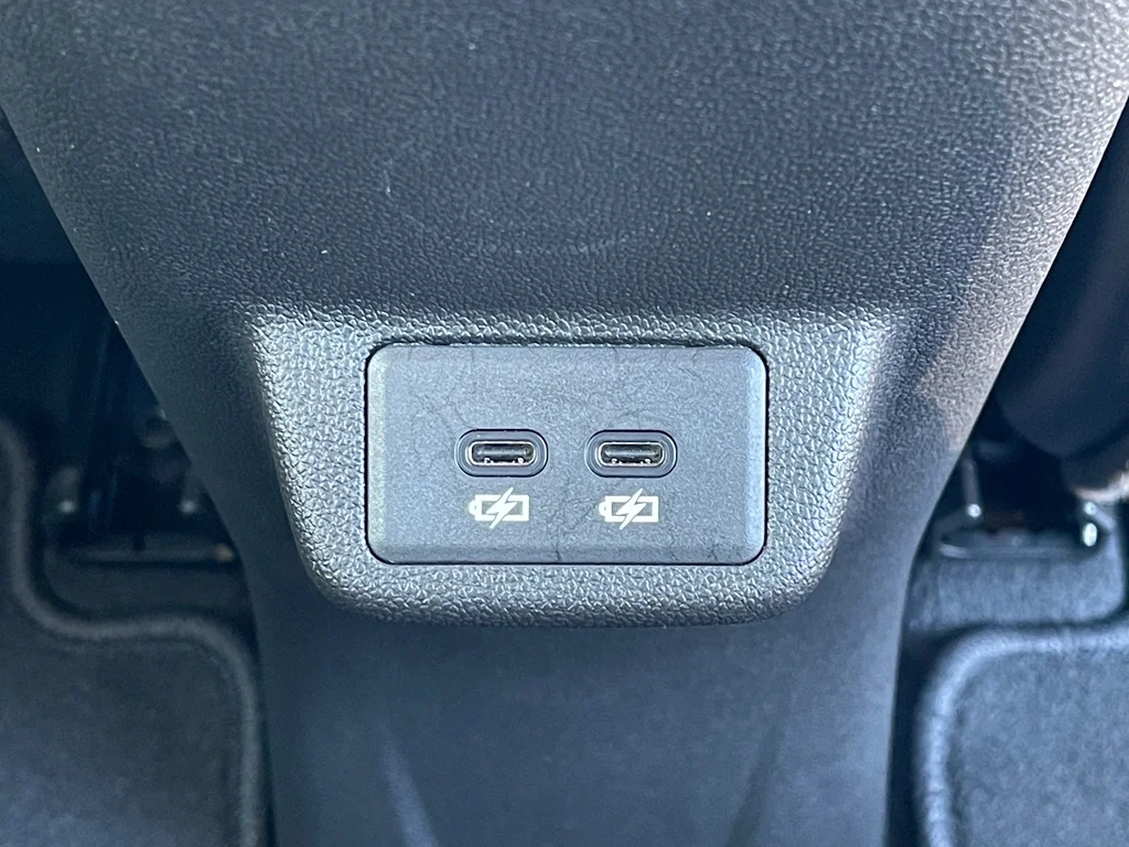 2027 Chevrolet Bolt RS - Photo 27