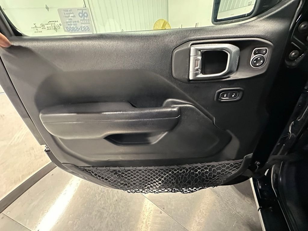 Used 2021 Black Jeep Unlimited Sport S image 18