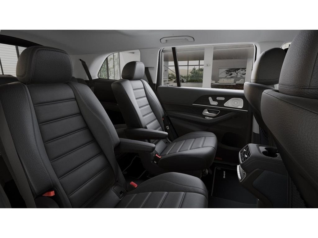 2025 Mercedes-Benz GLS Base - Photo 5