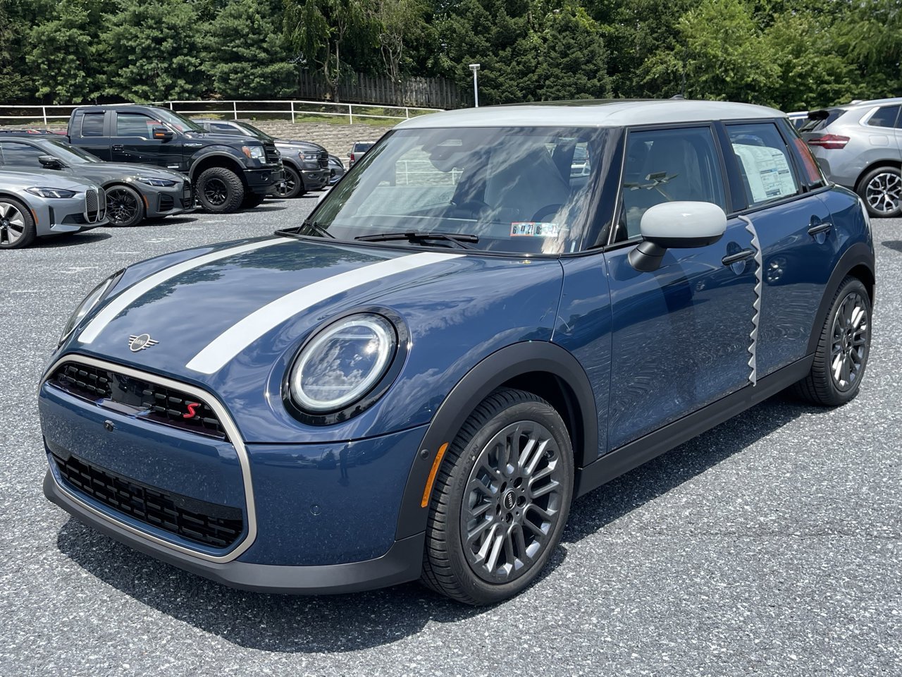 New 2026 Indigo Sunset Blue Metallic MINI ICONIC image 1