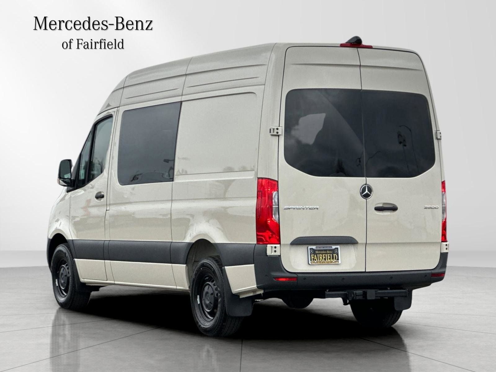 2025 Mercedes-Benz Sprinter Crew Van Base - Photo 6