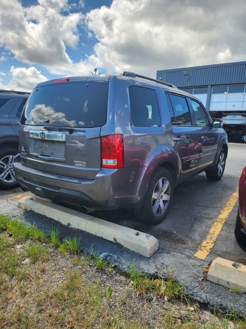 Used 2014 Gray Honda Touring image 2