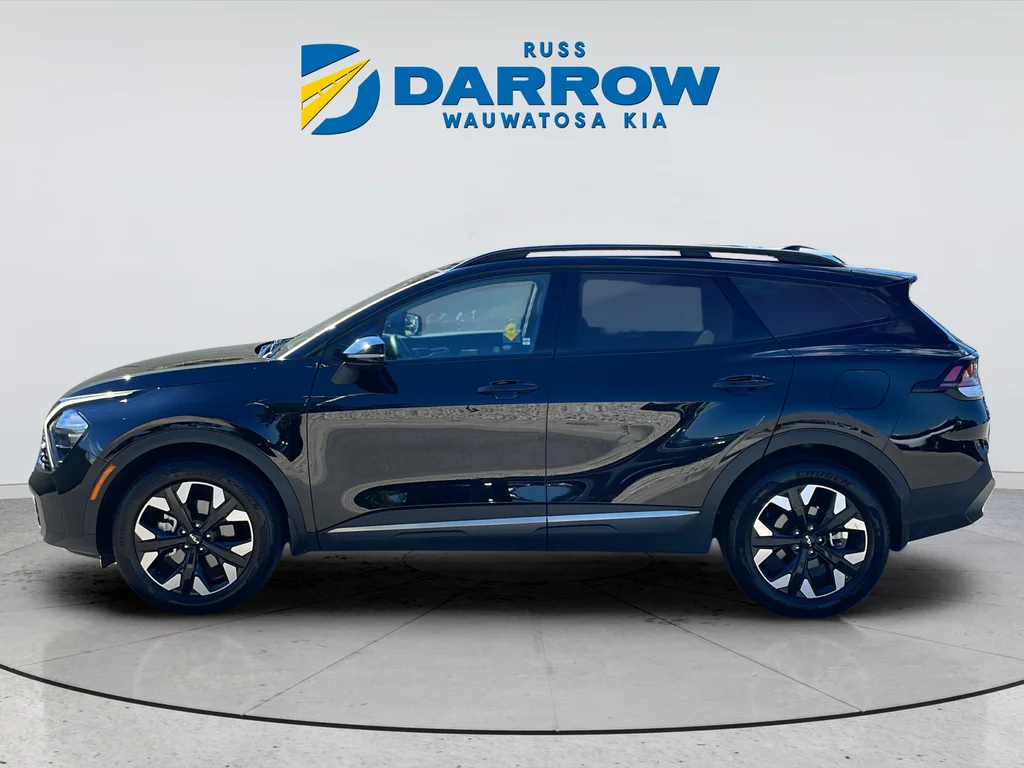 Used 2023 Black Kia X-Line image 2