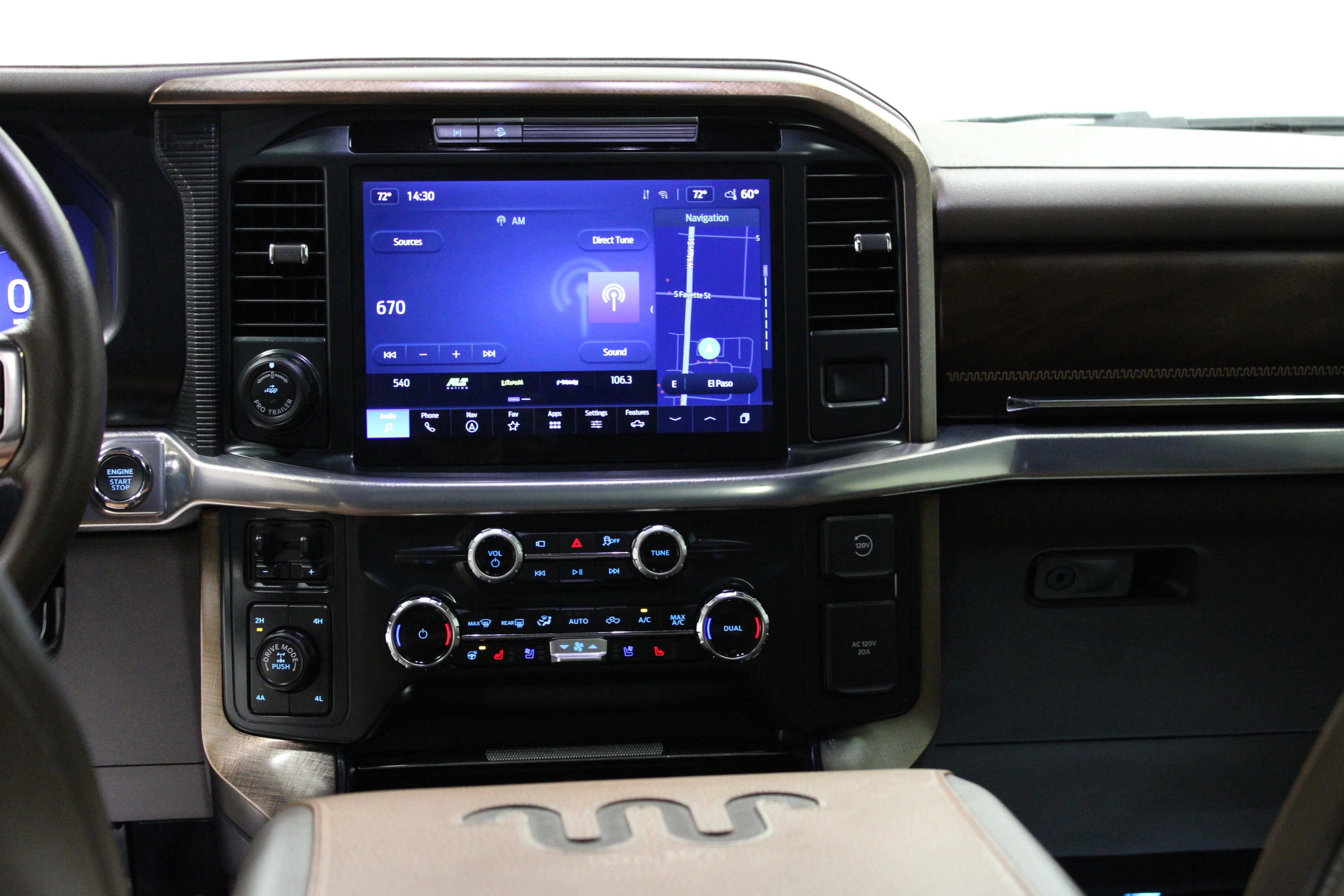 Used 2025 Star White Metallic Tri-Coat Ford King Ranch image 19