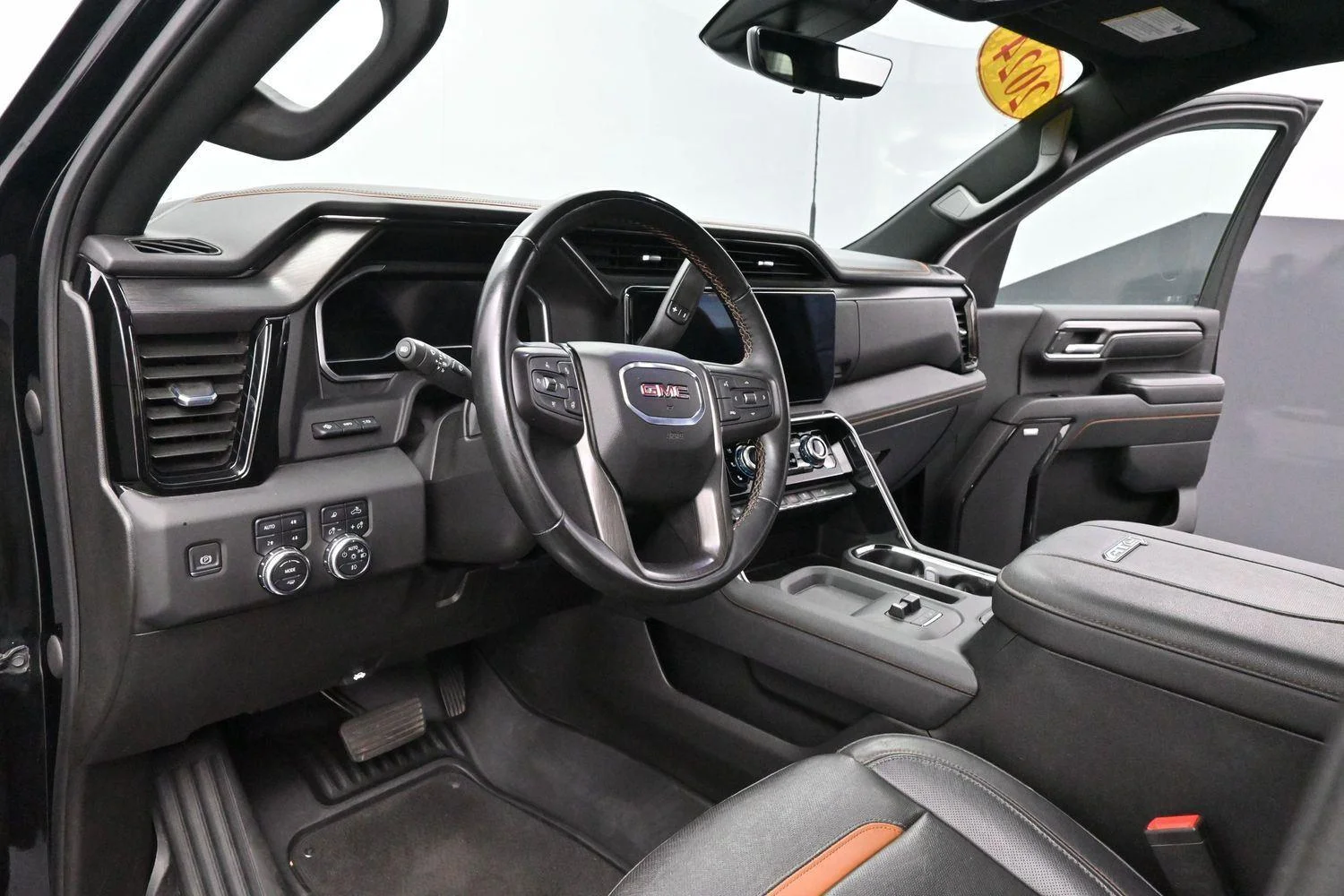 Used 2024 Onyx Black GMC AT4 image 16
