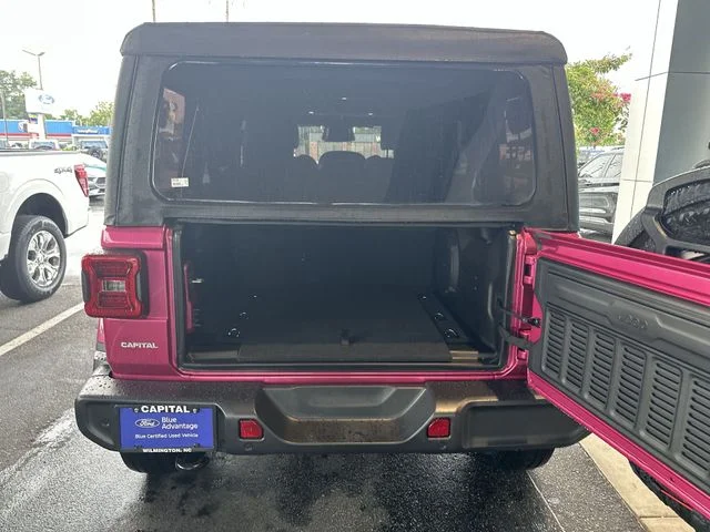 Used 2026 Red Jeep Sahara image 25