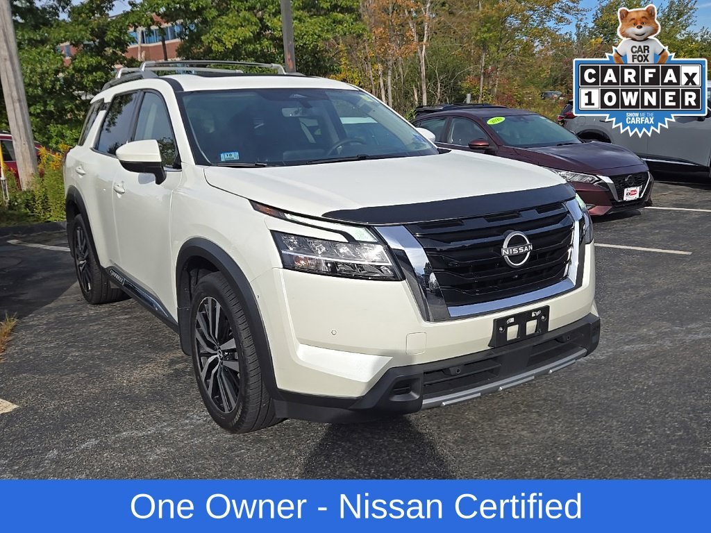 Used 2024 White Nissan Platinum image 2