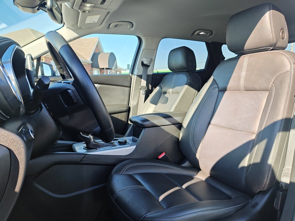Used 2024 White Chevrolet LT image 13