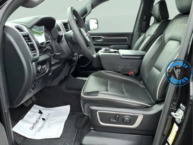 Used 2025  Ram Laramie image 19