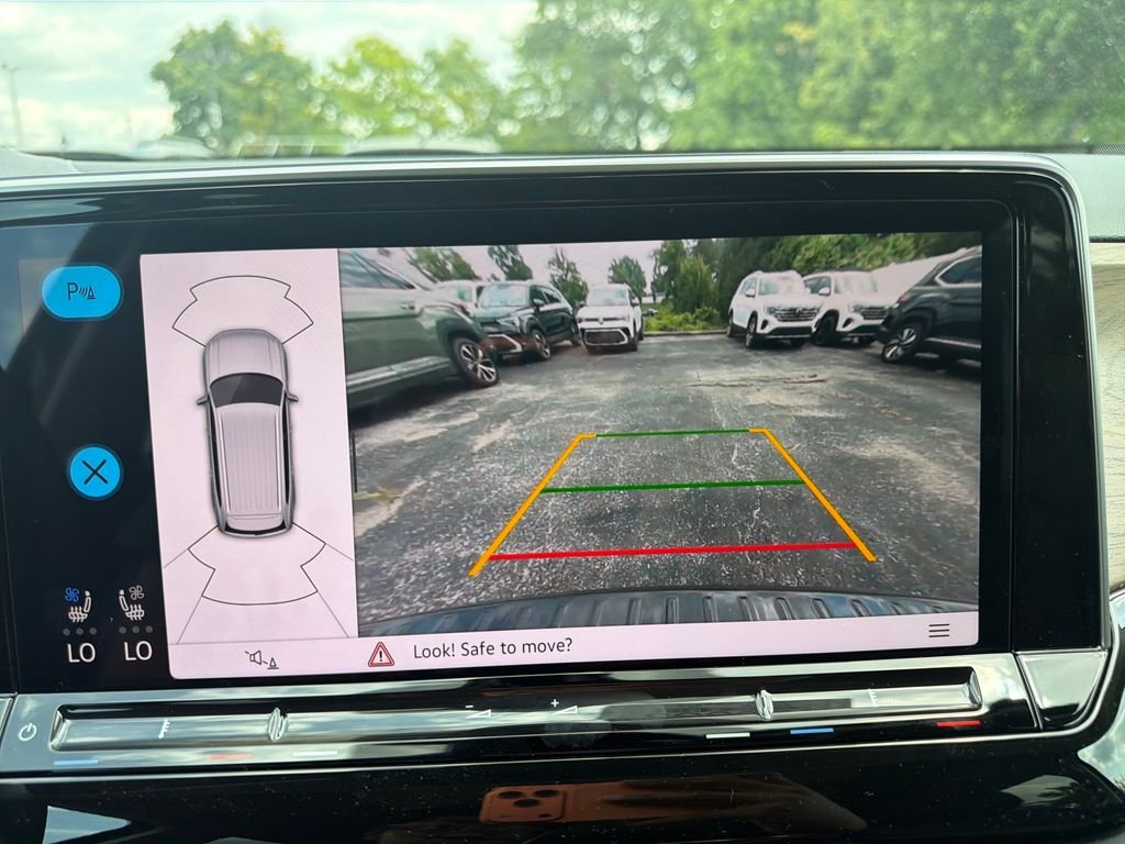 New 2026  Volkswagen 2.0T SE w/Technology image 18
