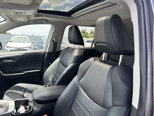 Certified Used 2023 MAGNETIC GRAY MET. Toyota  image 17