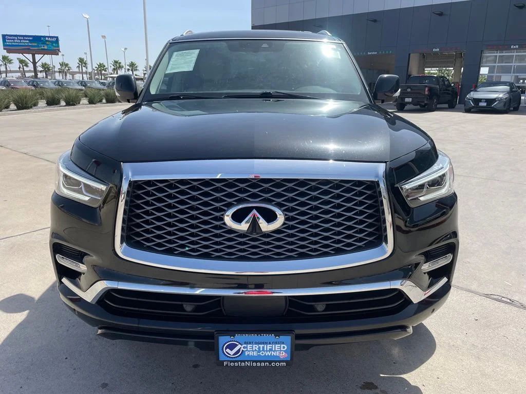 Used 2020 Black INFINITI LUXE image 2