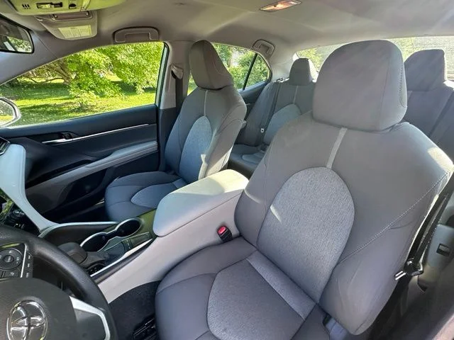 Used 2022 Silver Toyota LE image 11