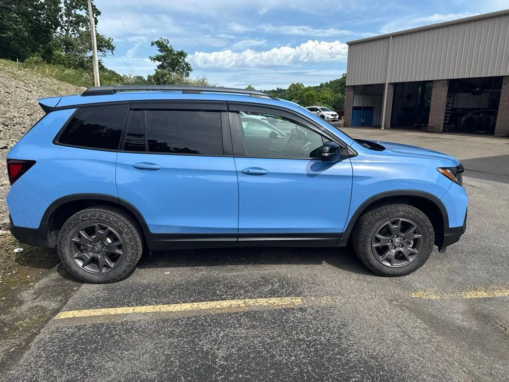 Used 2024 Blue Honda TrailSport image 10