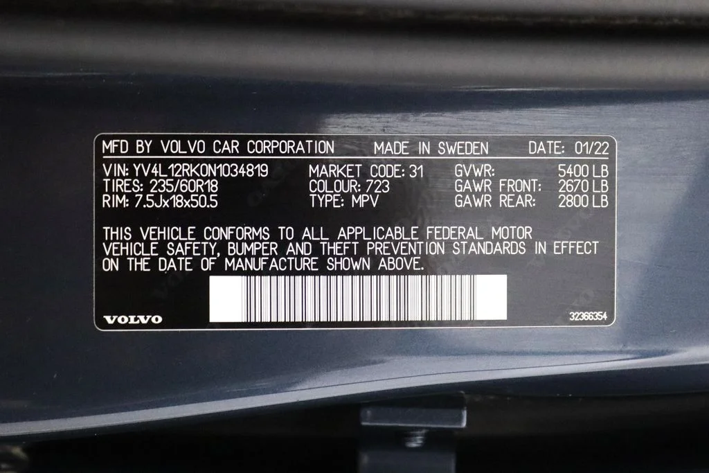 2022 Volvo XC60 Momentum - Photo 33