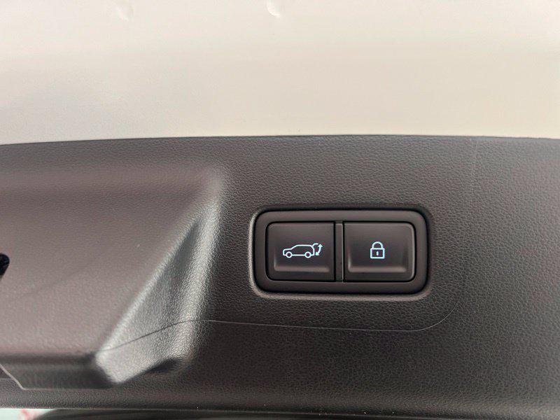 New 2027 White Hyundai Limited AWD image 9