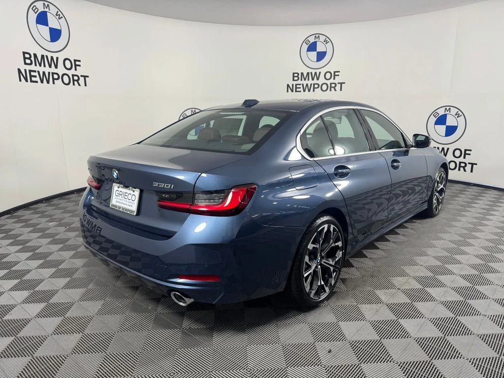New 2026 Arctic Race Blue metallic BMW 330i xDrive image 6