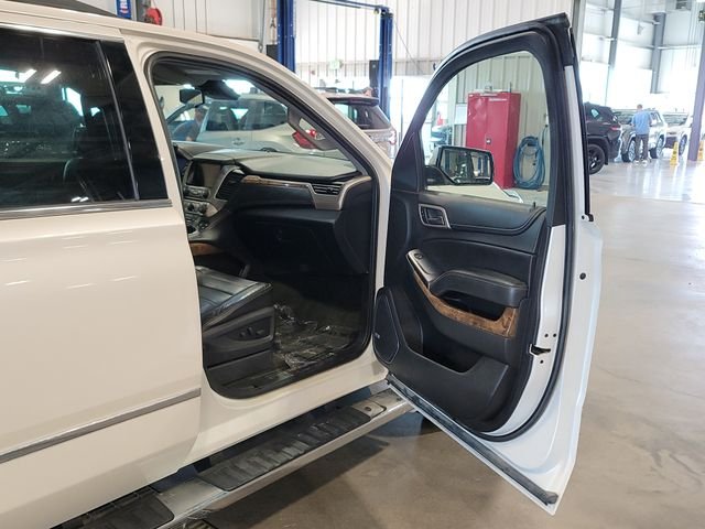 Used 2015 White Diamond Clearcoat GMC Denali image 19