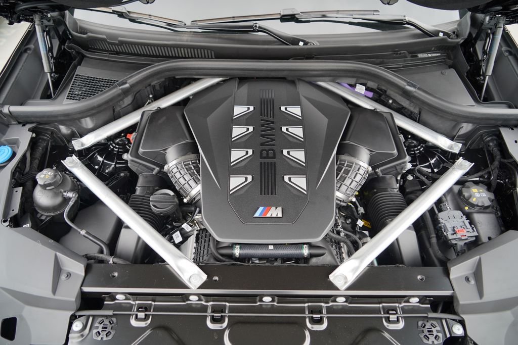 New 2027 Black Sapphire Metallic BMW M60i image 20