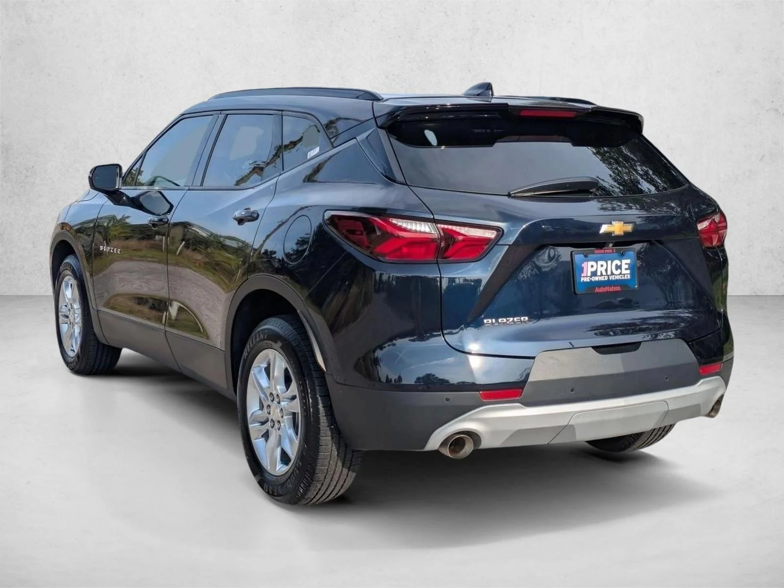 Used 2020 Midnight Blue Metallic Chevrolet LT image 8