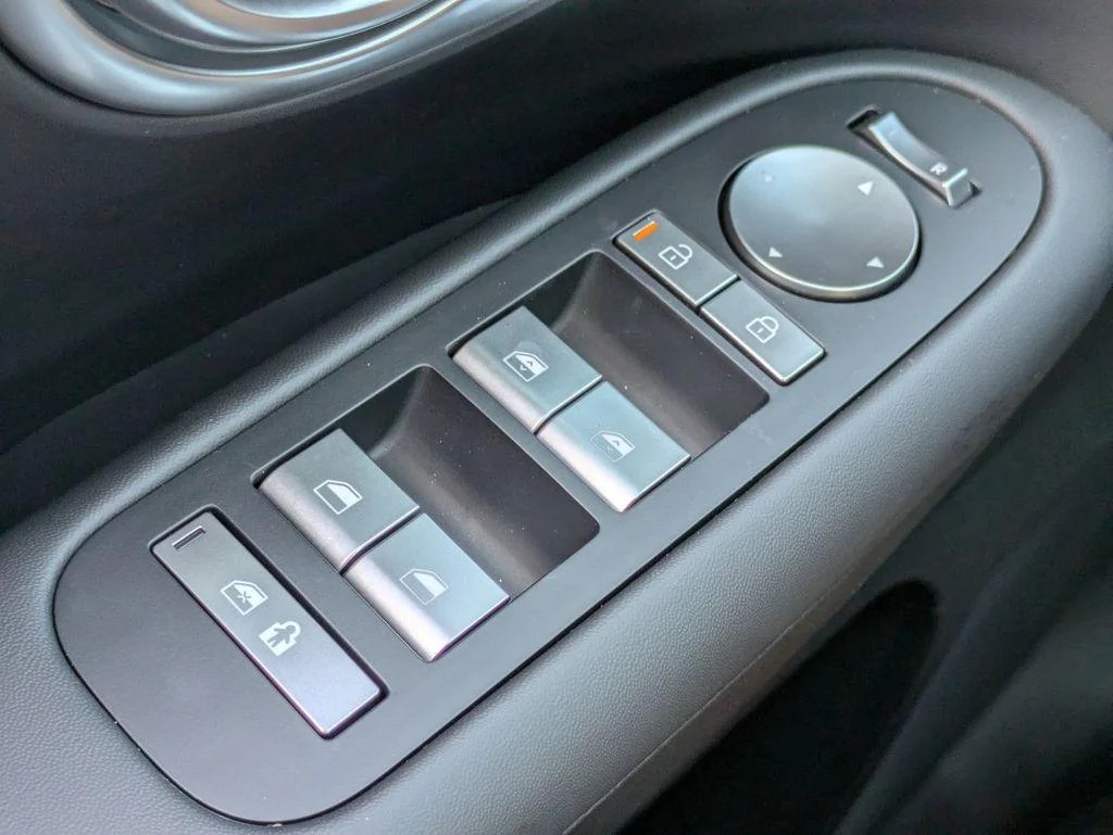 2026 Hyundai IONIQ 9 SE - Photo 23