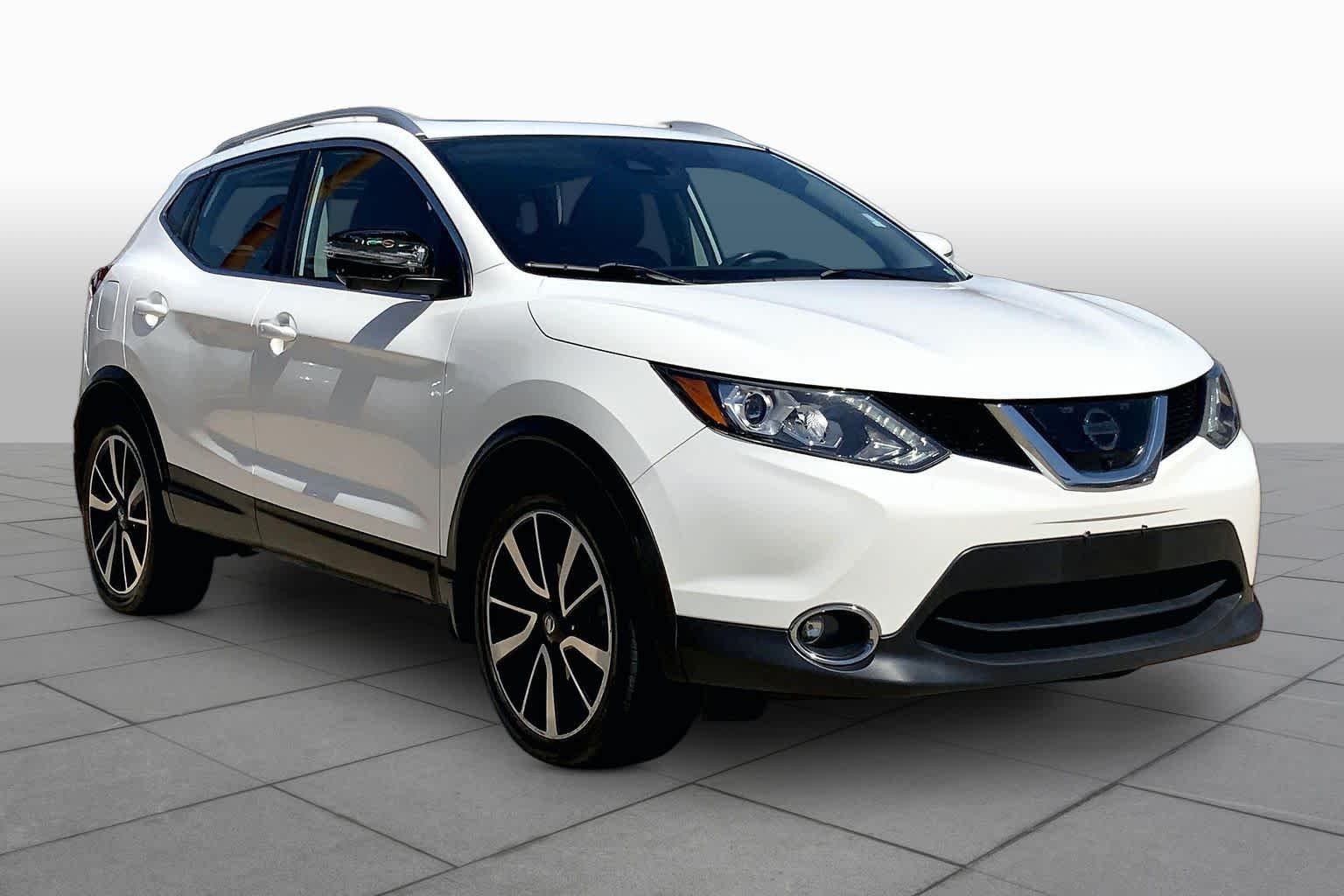 Pre-Owned 2017 Nissan Rogue Sport SL