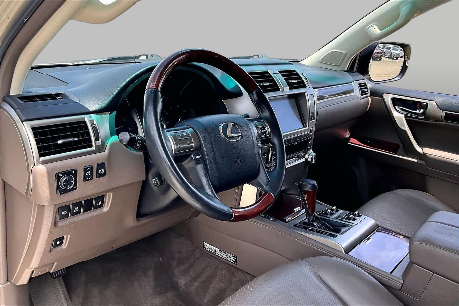 Used 2010 Satin Cashmere Metallic Lexus Premium image 13