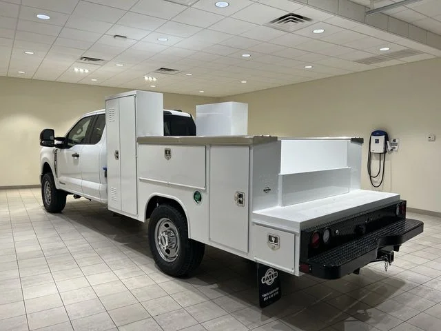 New 2026 Oxford White Ford F-350® XL image 3