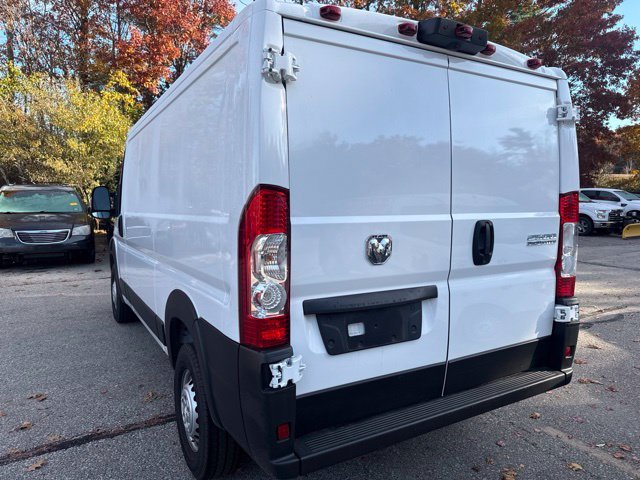 Used 2026 White Ram Base image 6