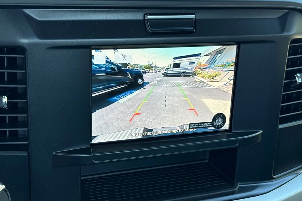 New 2026 Oxford White Ford F-250® XL image 17