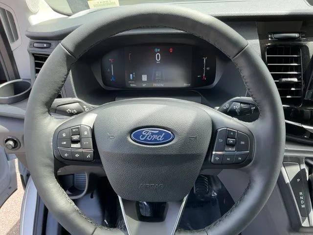 New 2026 Oxford White Ford XLT image 19