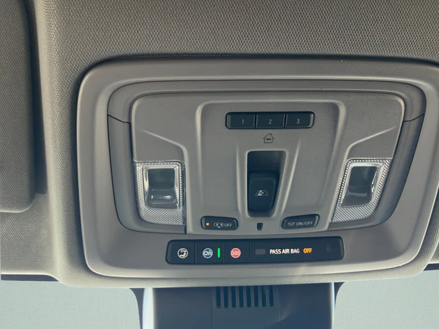 2026 GMC Sierra 1500 SLT - Photo 25