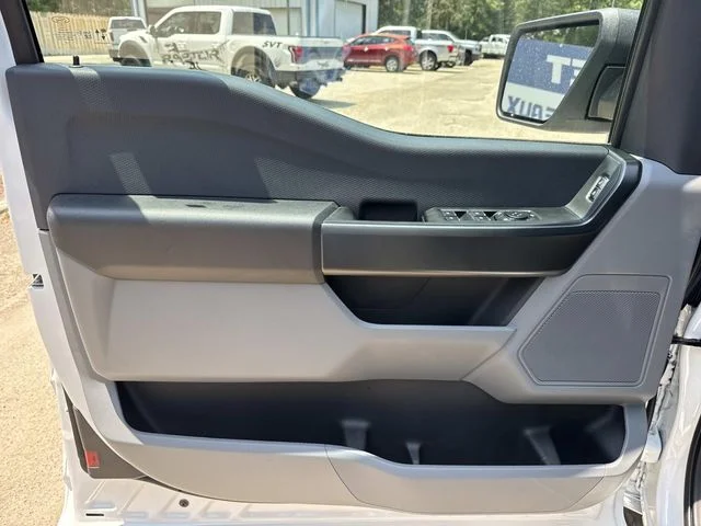 New 2026 Oxford White Ford XL image 32
