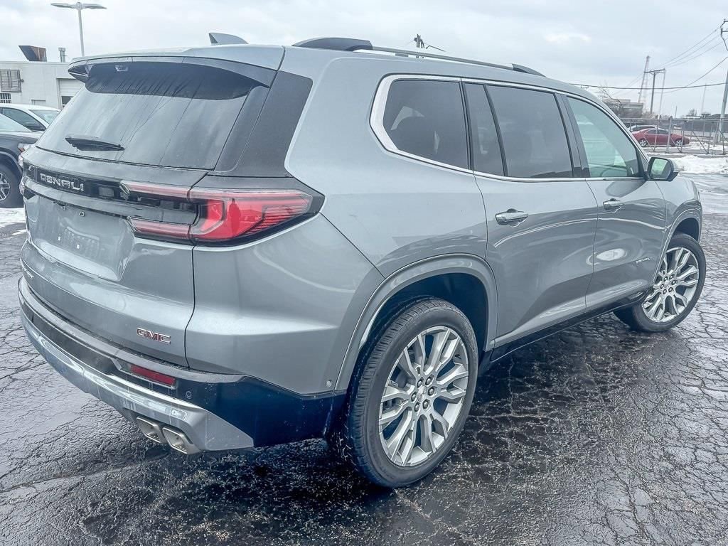 2026 GMC ACADIA - Image 7