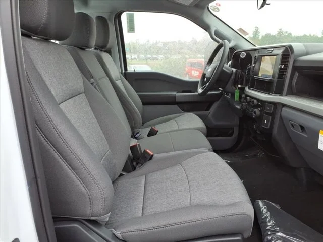 New 2026 Oxford White Ford XL image 29