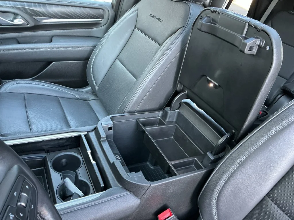 Used 2021 DARK SKY METALLIC GMC Denali image 33