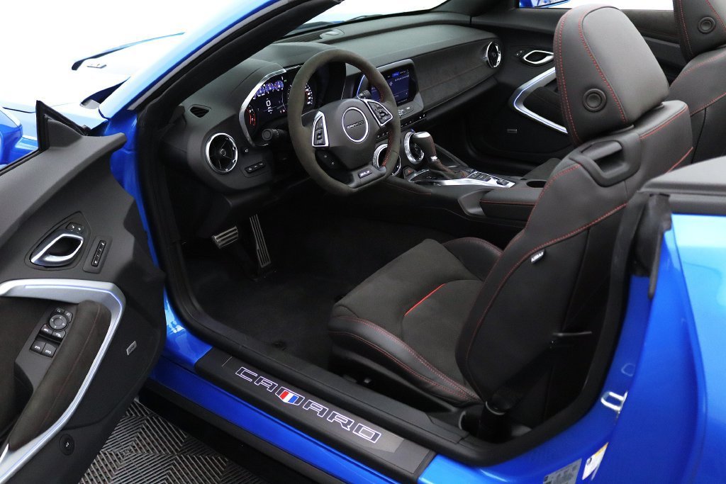 2024 Chevrolet Camaro ZL1 - Photo 31