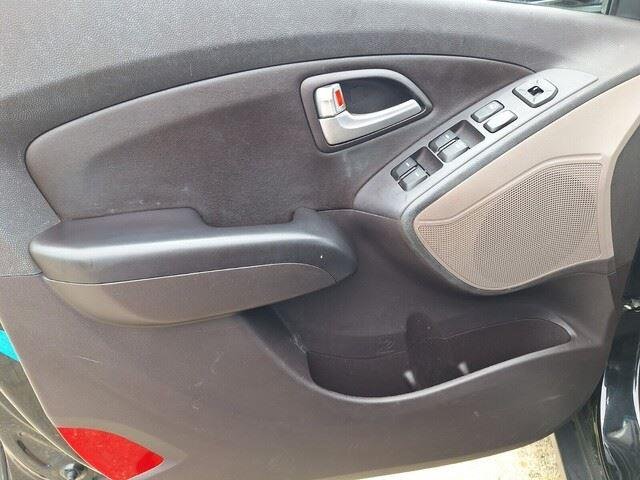Used 2013 Ash Black Hyundai Limited image 29