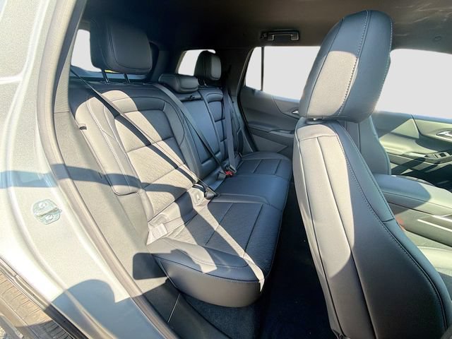 2027 Chevrolet Equinox LT - Photo 29