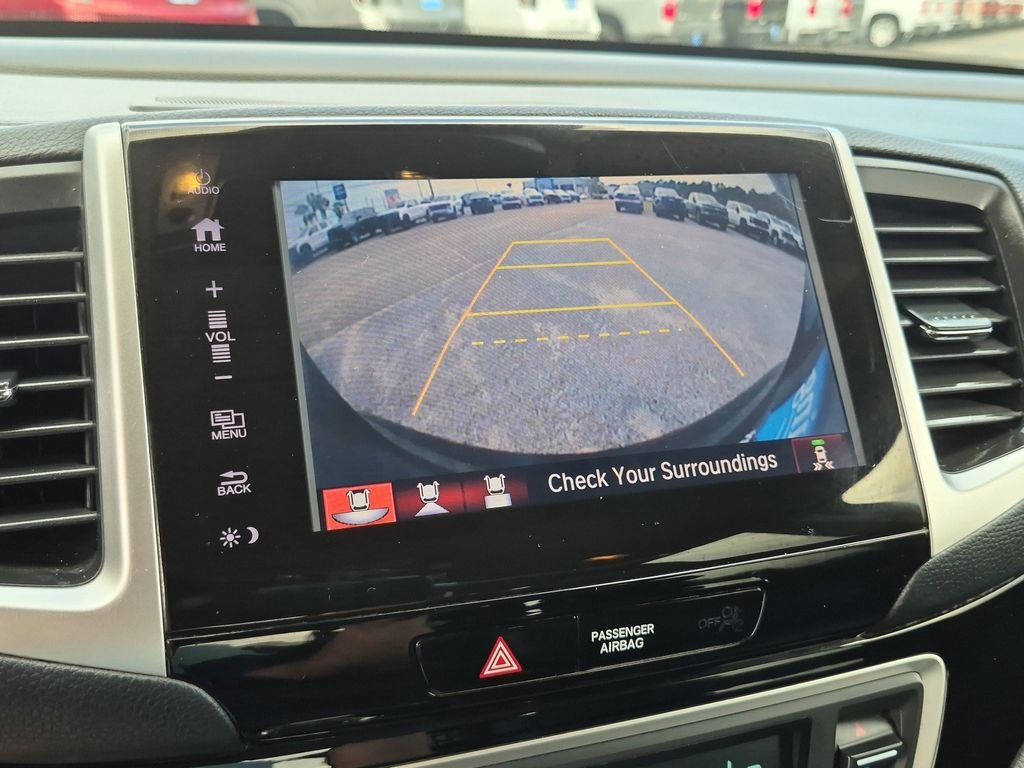 Used 2017  Honda Elite image 27
