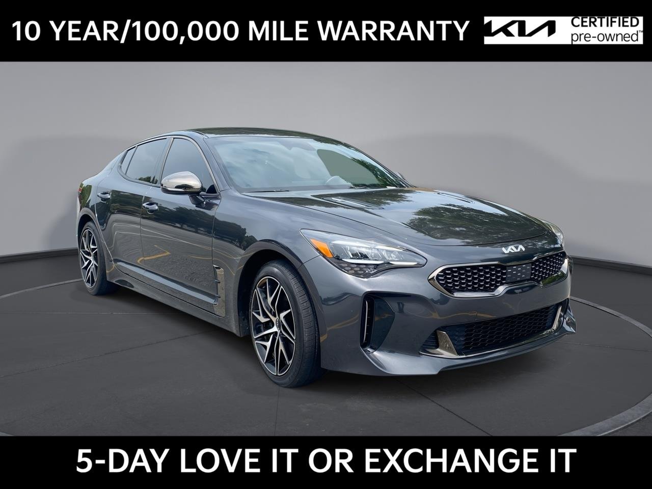 2023 Kia Stinger GT-Line's photo