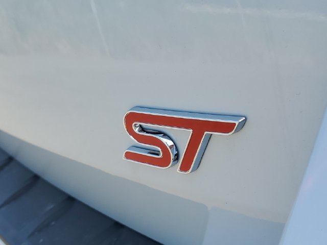 New 2026 Space White Metallic Ford ST image 41
