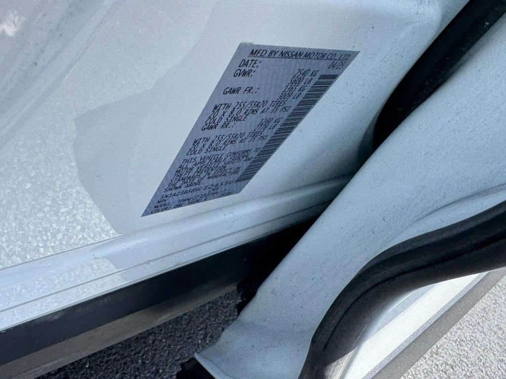 Used 2025 White Nissan SV image 23