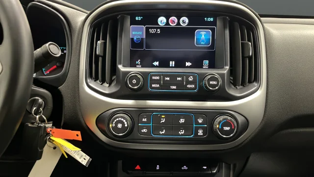 Used 2015 Cyber Gray Metallic Chevrolet LT image 12
