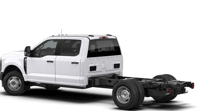 New 2026 Oxford White Ford F-350® XL image 2