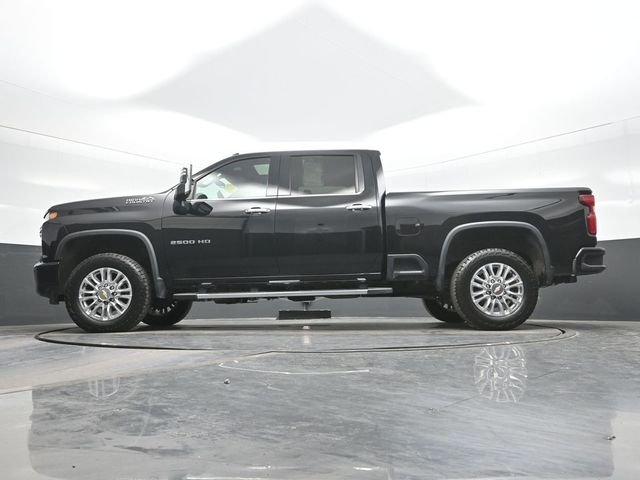 Used 2023 Black Chevrolet High Country image 20