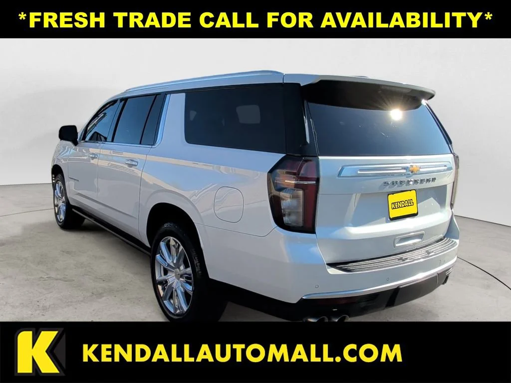 Used 2021 Iridescent Pearl Tricoat Chevrolet High Country image 3
